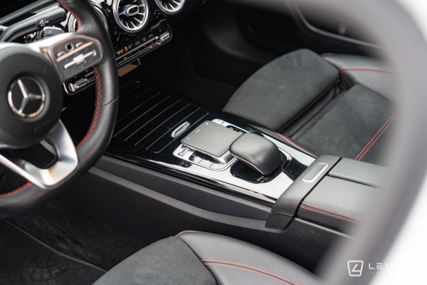 Mercedes CLASSE A 200 AMG LINE 7G-DCT