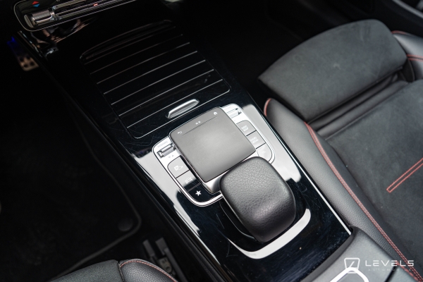 Mercedes CLASSE A 200 AMG LINE 7G-DCT