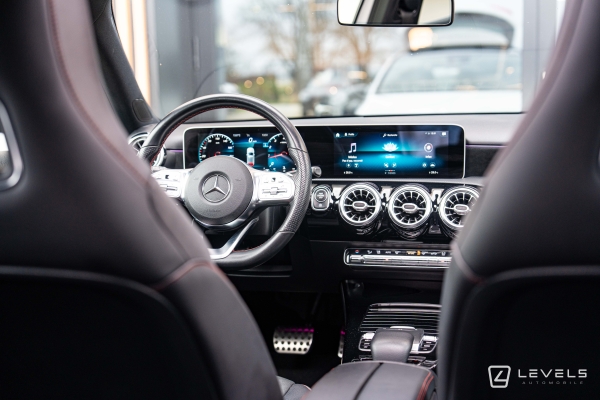 Mercedes CLASSE A 200 AMG LINE 7G-DCT