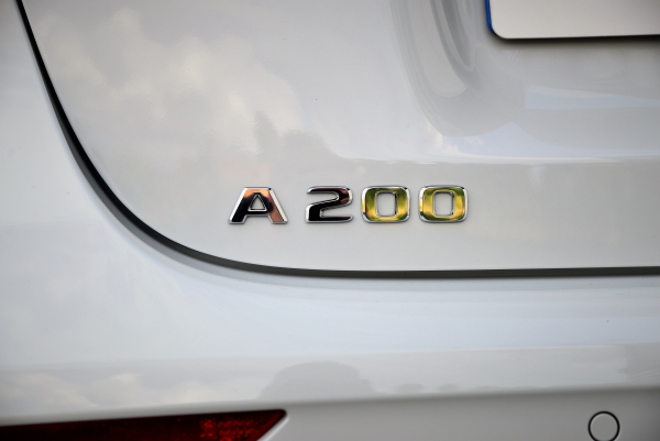 Mercedes CLASSE A 200 AMG LINE 7G-DCT 