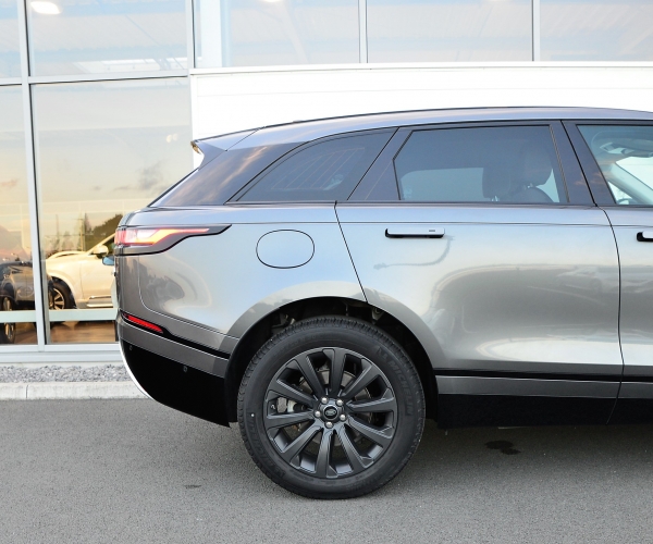 Land Rover VELAR D180 4WD SE R-DYNAMIC 