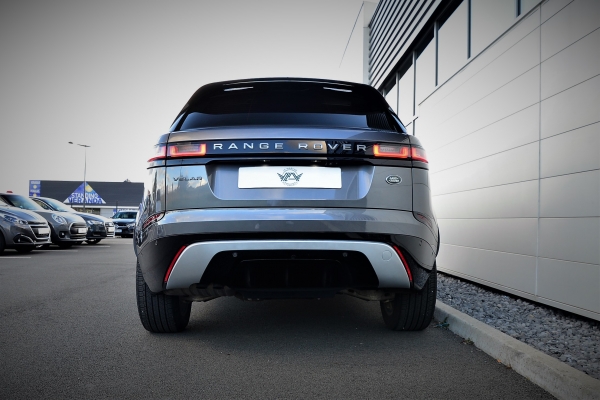 Land Rover VELAR D180 4WD SE R-DYNAMIC 