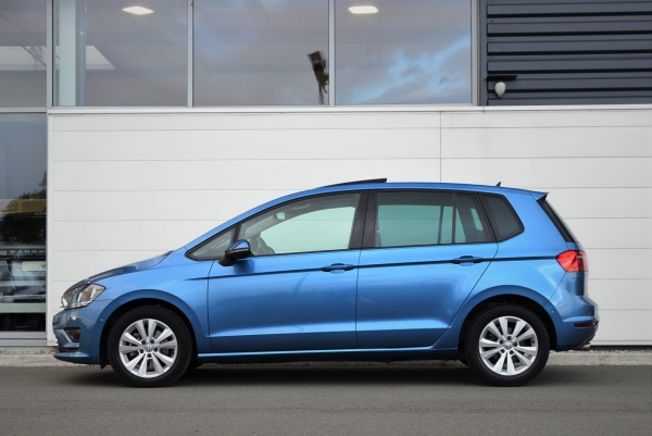  Volkswagen GOLF SPORTSVAN TDI 110 CONFORTLINE BUSINESS DSG7