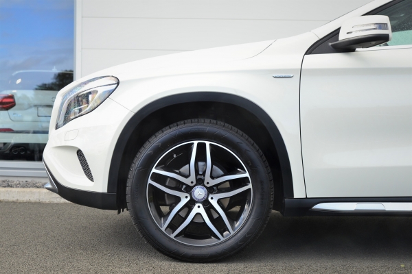 Mercedes GLA 220D 4MATIC ACTIVITY EDITION 