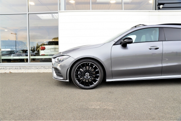 Mercedes CLA SHOOTING BRAKE 220D AMG LINE 8G-DCT