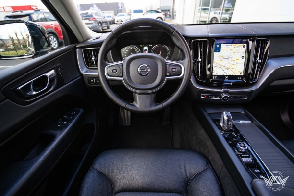  Volvo XC60 T8 TWIN ENGINE 390CH BUSINESS EXECUTIVE GEARTRONIC 8