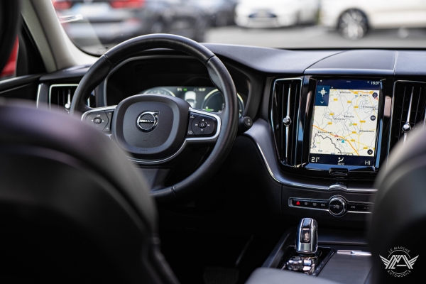  Volvo XC60 T8 TWIN ENGINE 390CH BUSINESS EXECUTIVE GEARTRONIC 8