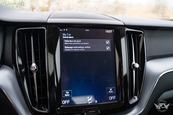  Volvo XC60 T8 TWIN ENGINE 390CH BUSINESS EXECUTIVE GEARTRONIC 8