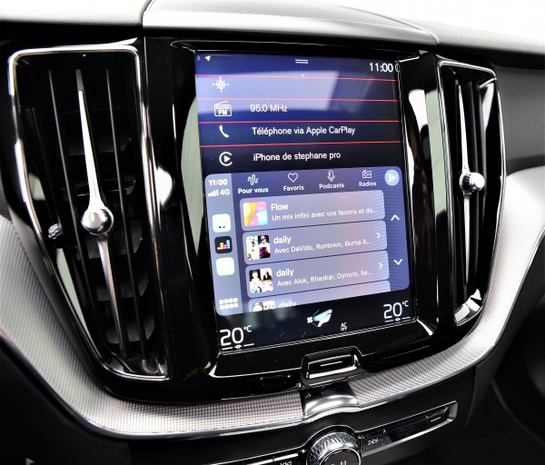  Volvo XC60 D4 190 CH R-DESIGN GEARTRONIC 8