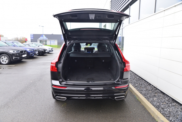  Volvo XC60 D4 190 CH R-DESIGN GEARTRONIC 8
