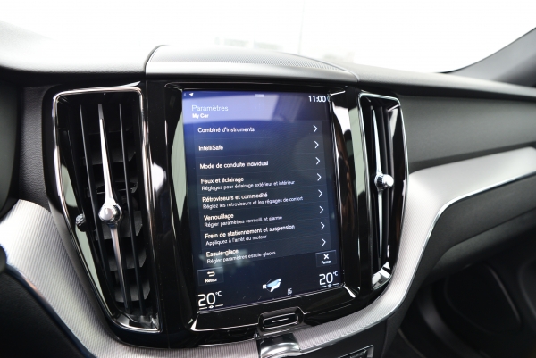  Volvo XC60 D4 190 CH R-DESIGN GEARTRONIC 8