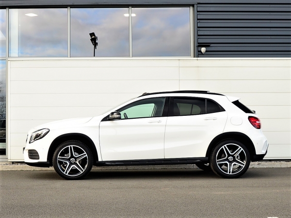 Mercedes GLA 200 FASCINATION 7G-DCT