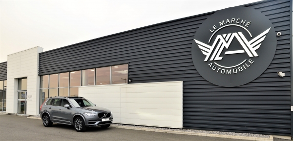  Volvo XC90 D4 190CH MOMENTUM GEARTRONIC 7P