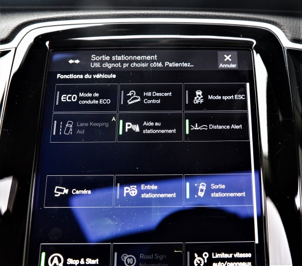  Volvo XC90 D4 190CH MOMENTUM GEARTRONIC 7P
