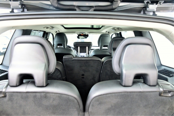  Volvo XC90 D4 190CH MOMENTUM GEARTRONIC 7P