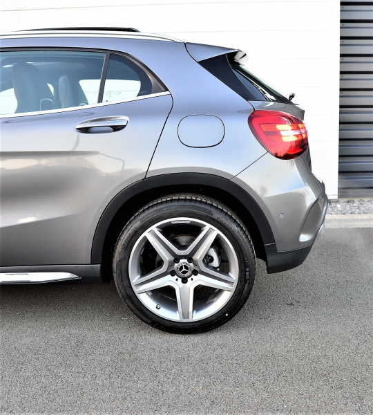 Mercedes GLA 200D 136ch FASCINATION 7G-DCT 