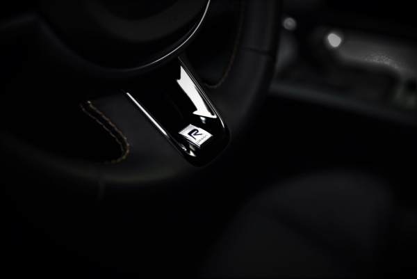  Volvo XC60 T5 250 AWD R-DESIGN GEARTRONIC