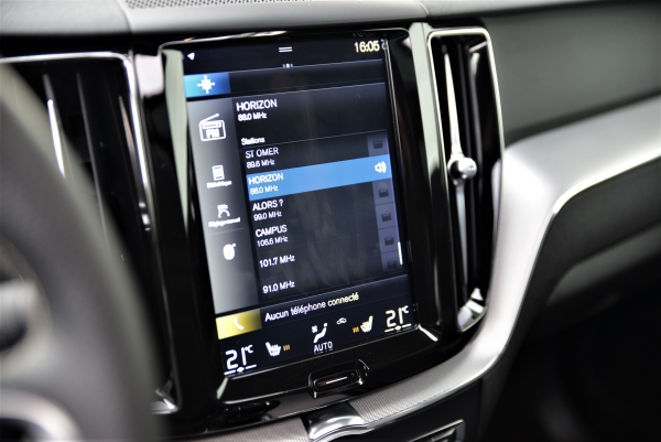  Volvo XC60 T5 250 AWD R-DESIGN GEARTRONIC