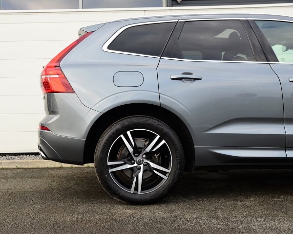 Volvo XC60 T5 250 AWD R-DESIGN GEARTRONIC