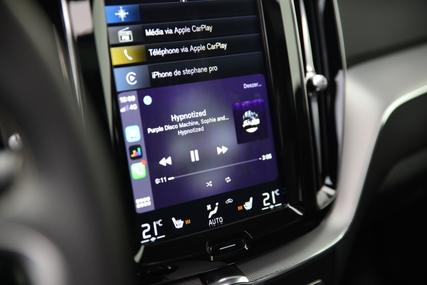  Volvo XC60 T5 250 AWD R-DESIGN GEARTRONIC