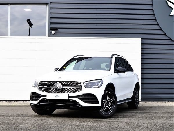 Mercedes GLC 220D 4MATIC AMG LINE LAUNCH EDITION 9G-TRONIC