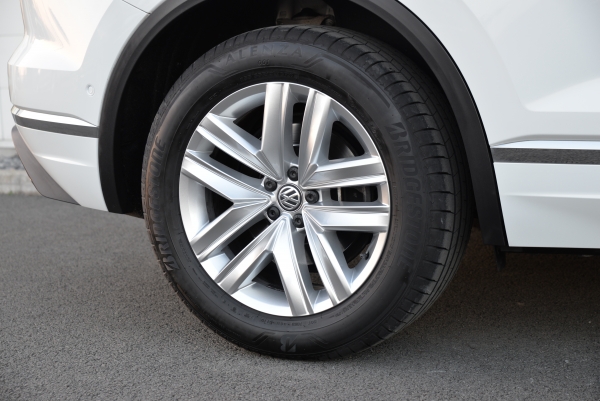  Volkswagen Touareg 231 ch AWD Carat Exclusive BVA8 Tiptronic