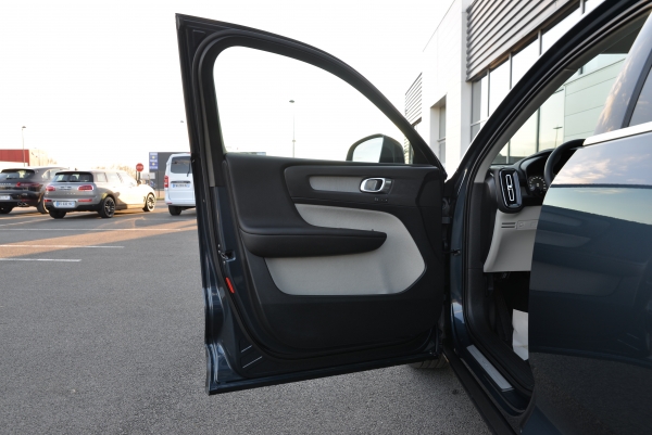  Volvo XC40 D3 150 CH INSCRIPTION GEARTRONIC8
