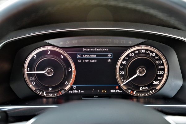  Volkswagen TIGUAN TDI 150 CARAT PACK R-LINE DSG7