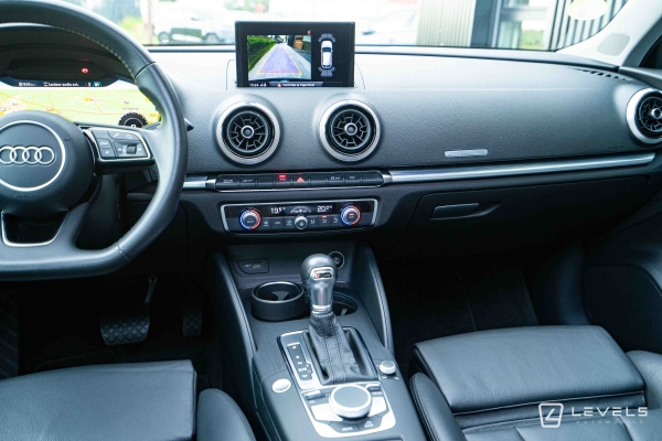 Audi A3 SPORTBACK 35 TDI 150 DESIGN LUXE S-TRONIC 7