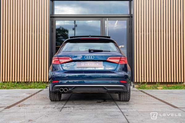 Audi A3 SPORTBACK 35 TDI 150 DESIGN LUXE S-TRONIC 7