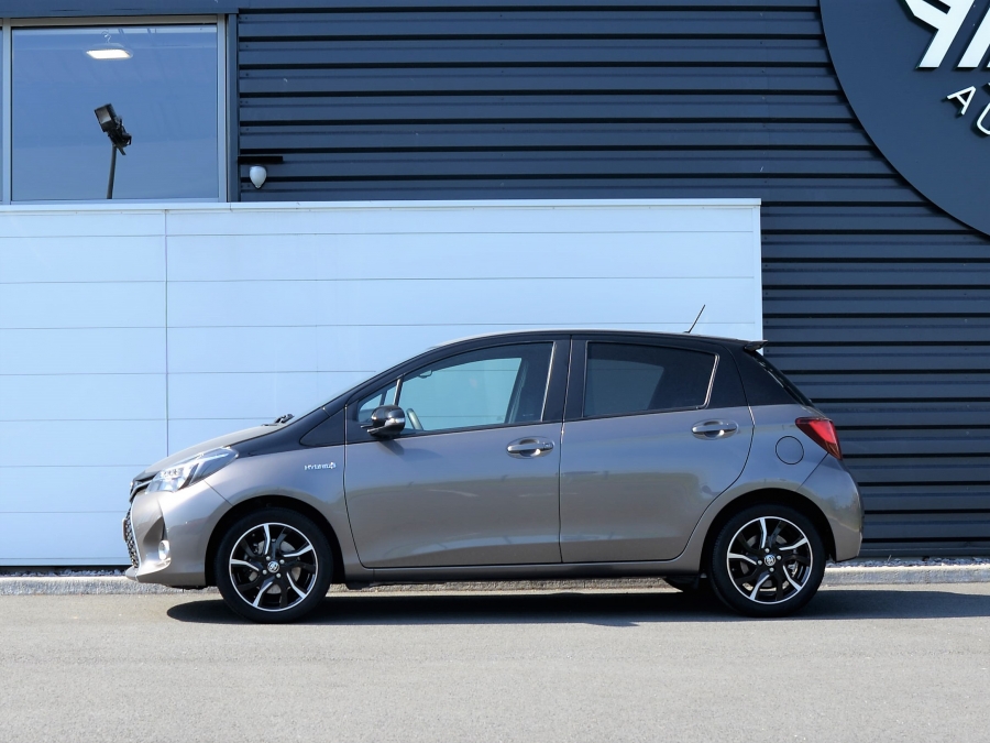 YARIS HYBRIDE 100H COLLECTION E-CVT