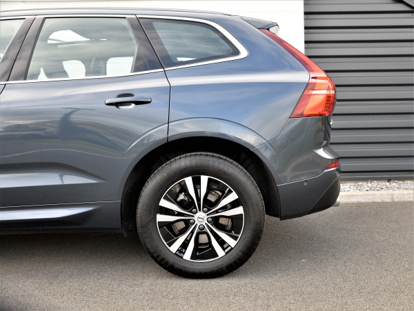  Volvo XC60 B4  AWD 197CH BUSINESS EXECUTIVE GEARTRONIC 8