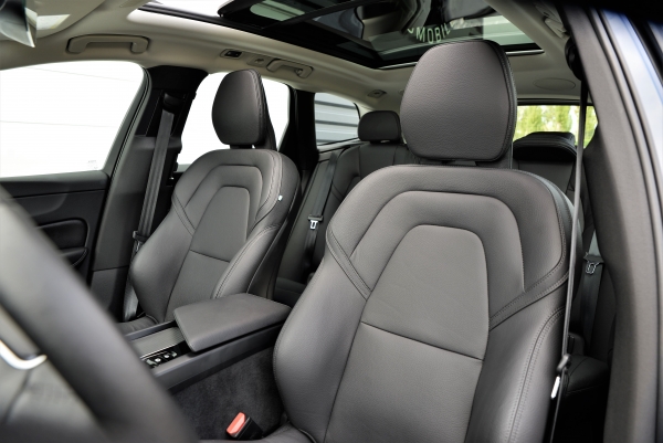  Volvo XC60 B4  AWD 197CH BUSINESS EXECUTIVE GEARTRONIC 8