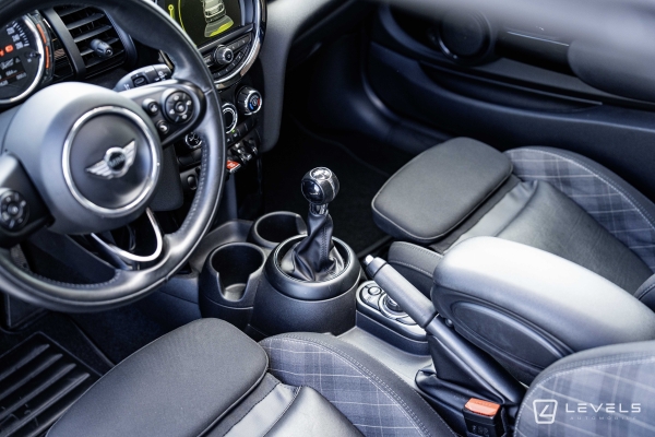 MINI ONE 102 CH EDITION BLACKFRIARS