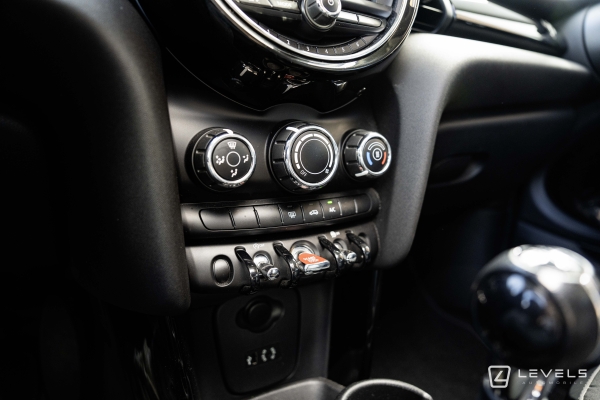 MINI ONE 102 CH EDITION BLACKFRIARS