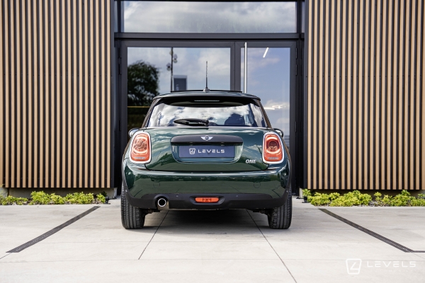 MINI ONE 102 CH EDITION BLACKFRIARS