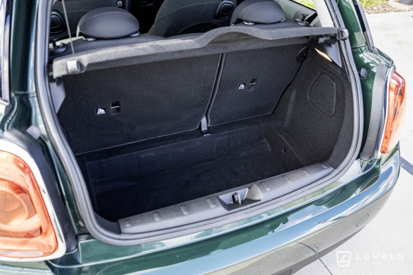 MINI ONE 102 CH EDITION BLACKFRIARS