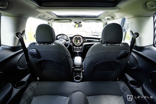 MINI ONE 102 CH EDITION BLACKFRIARS