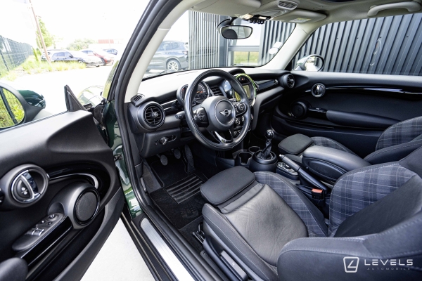 MINI ONE 102 CH EDITION BLACKFRIARS