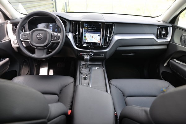  Volvo XC60 D4 190 CH BUSINESS EXECUTIVE BVA8
