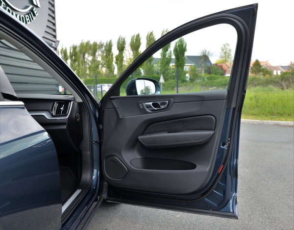  Volvo XC60 D4 190 CH BUSINESS EXECUTIVE BVA8