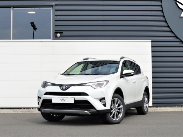 TOYOTA RAV4 143 D-4D DYNAMIC EDITION