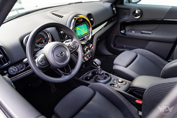 MINI COUNTRYMAN COOPER 136CH EDITION OAKWOOD BVA