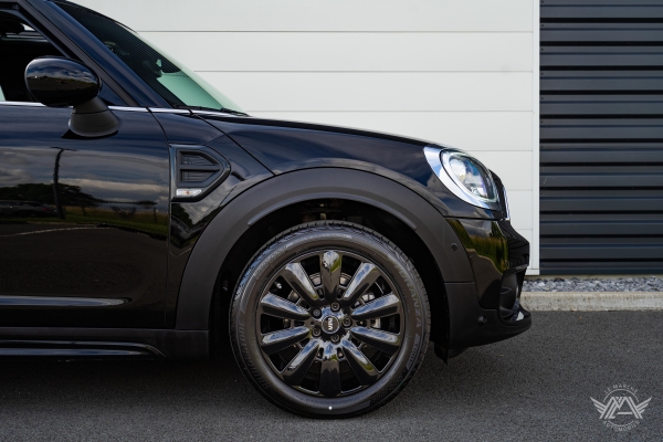 MINI COUNTRYMAN COOPER 136CH EDITION OAKWOOD BVA