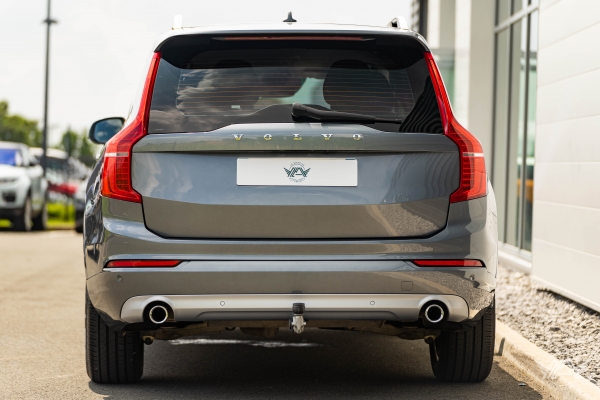  Volvo VOLVO XC90 D4 190 CH MOMENTUM GEARTRONIC 7 PLACES