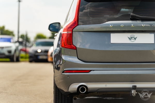  Volvo VOLVO XC90 D4 190 CH MOMENTUM GEARTRONIC 7 PLACES