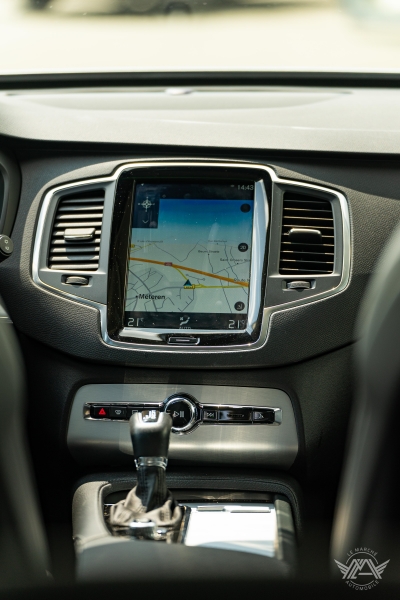  Volvo VOLVO XC90 D4 190 CH MOMENTUM GEARTRONIC 7 PLACES