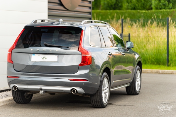 VOLVO XC90 D4 190 CH MOMENTUM GEARTRONIC 7 PLACES