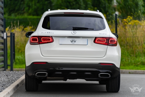 Mercedes GLC 220D 4MATIC AVANTGARDE LINE LAUNCH EDITION 9G-TRONIC