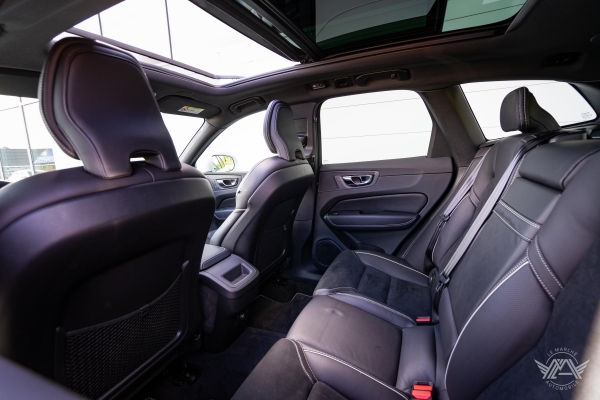  Volvo XC60 D4 190CH AWD R-DESIGN GEARTRONIC 8